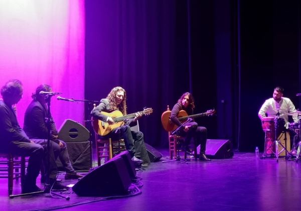 Tomatito conquista Adra con un brillante recital de flamenco