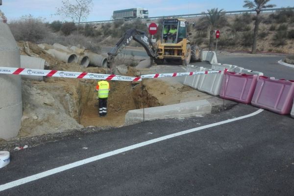 Empiezan los trabajos previos para el reinicio de las obras de duplicación de la A-352, de Vera a Garrucha