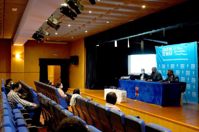 El Ayuntamiento de Roquetas promueve la formación de ocho nuevos trabajadores para sus oficinas de Turismo