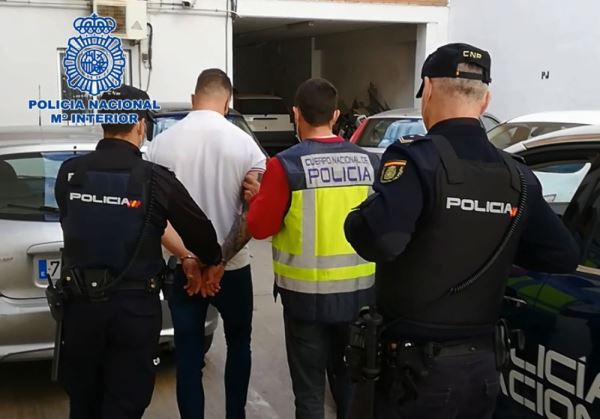 La Policía Nacional desarticula en El Ejido una trama, que facilitaba la concesión de ayudas económicas a falsas víctimas de malos tratos
