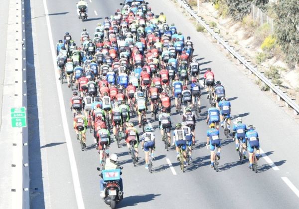 La Vuelta a Almería Máster vende Almería