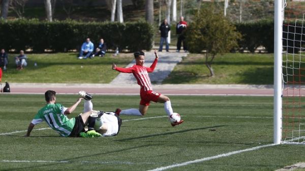 La UD Almería B se impone en casa por 6-0 al Juventud de Torremolinos y consolida la tercera plaza