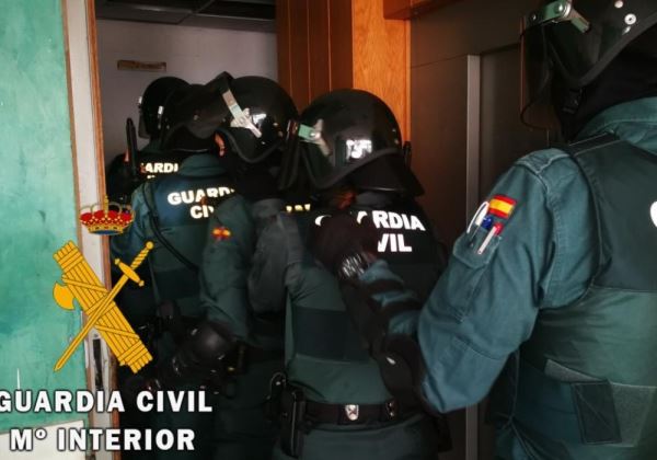 La Guardia Civil resuelve tres robos con violencia en diferentes investigaciones en Roquetas de mar