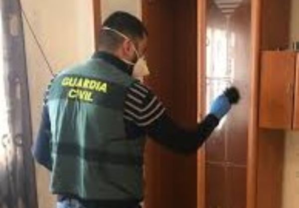 La Guardia Civil resuelve siete investigaciones por robos en viviendas y en interior de vehículos en Níjar con cuatro detenidos