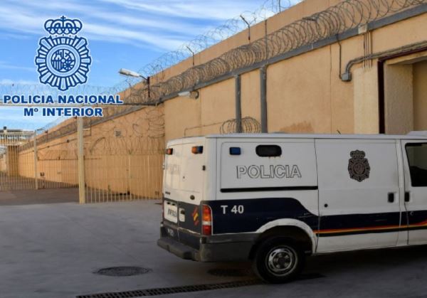 La Policía Nacional detiene en Almería a un histórico delincuente que no se presentó en el Centro Penitenciario tras disfrutar un permiso