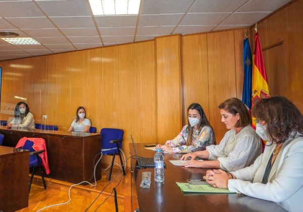 Inaugurada la Escuela de Familias del Ayuntamiento de Roquetas de Mar