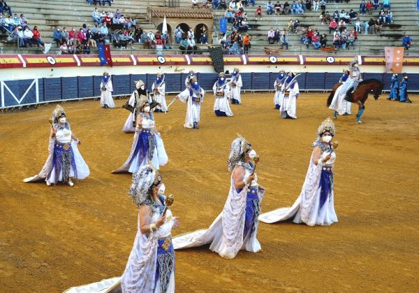 Desfile de Moros y Cristianos de Vera