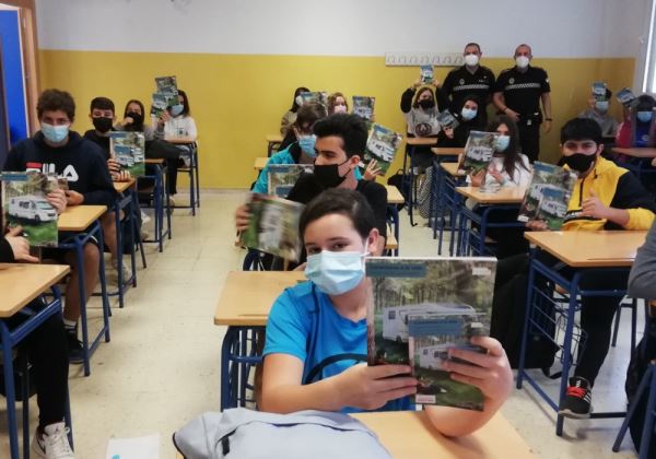 Más de 1.400 alumnos de secundaria han participado en los últimos talleres de concienciación promovidos por el Ayuntamiento y el Gabinete de Educación Vial de Roquetas de Mar