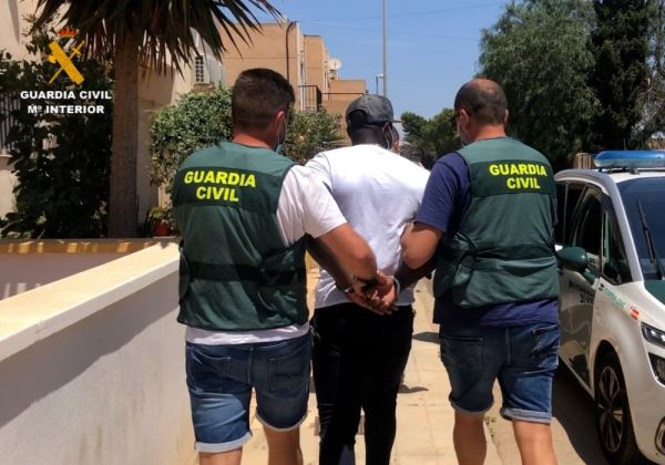 La Guardia Civil detiene al autor del homicidio cometido el pasado mes de junio en Roquetas de Mar
