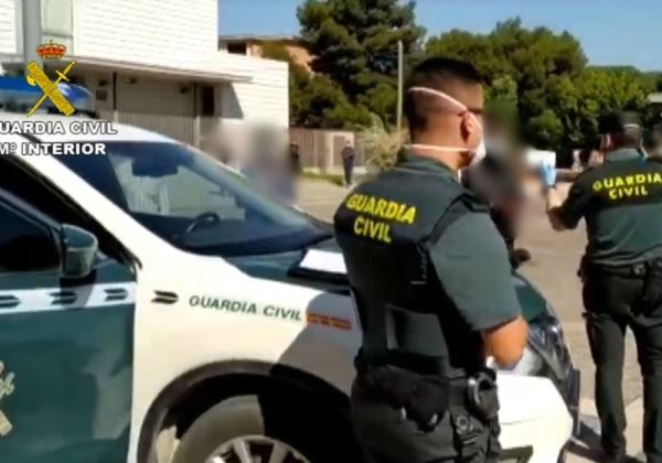 La Guardia Civil detiene a dos personas como autoras de un delito de tráfico de drogas en Balerma-El Ejido