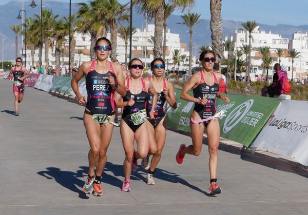 Roquetas de Mar se prepara para cinco grandes eventos nacionales de triatlón los días 11 y 12 de septiembre