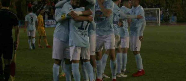 El CD El Ejido gana 3-0 en casa al UCAM Murcia y vuelve a la senda de la victoria con un gran partido