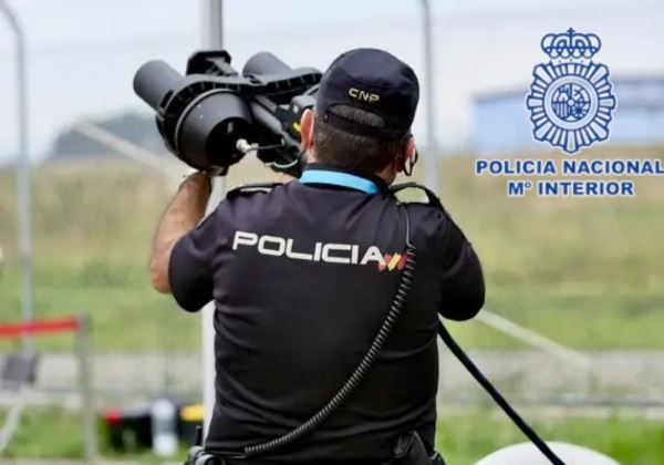  La Policía Nacional en Almería cuenta con agentes especializados en Seguridad y Protección Aérea