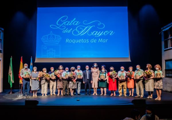 El Ayuntamiento rinde homenaje a sus mayores con la celebración de una gala en el Teatro Auditorio
