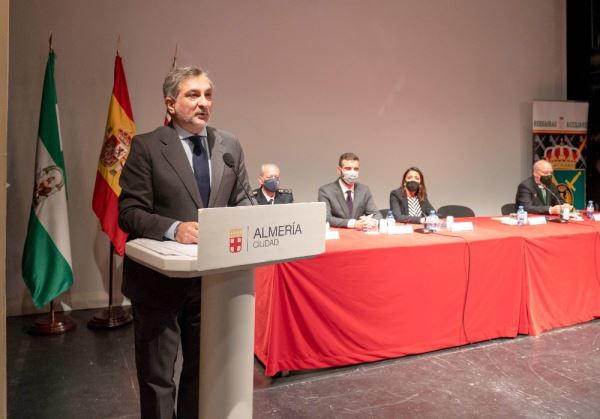 Almería recuerda a las víctimas del terrorismo en un acto homenaje “pionero en España”