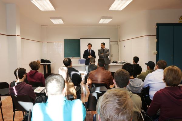 El Ayuntamiento de El Ejido y EOI forman a jóvenes desempleados en marketing, comercialización, logística y calidad turística