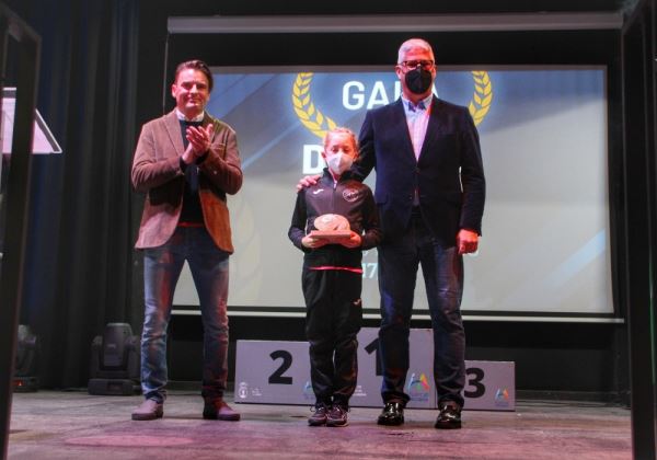 Huércal de Almería premia a sus mejores deportistas en la primera edición de la Gala del Deporte