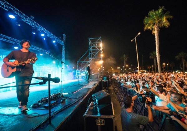 El Ayuntamiento de Roquetas de Mar volverá a poner en marcha este verano el programa cultural “A pie de calle”