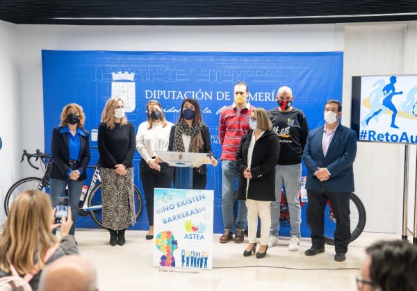 Instituciones y sociedad se vuelcan con el #RetoAutismo de la Asociación Astea