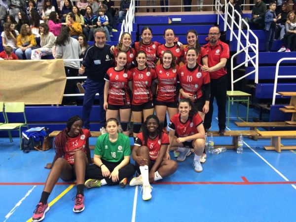 El Balonmano Roquetas senior femenino cierra la temporada en novena posición