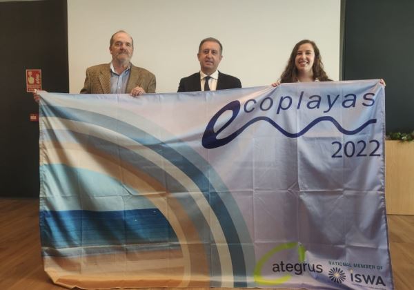 Las nueve playas de Roquetas de Mar renuevan un año más la distinción de la bandera Ecoplayas 2022
