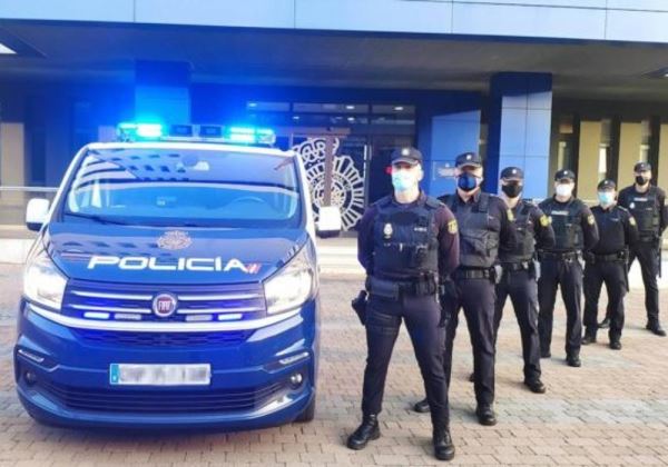 La Policía Nacional ha detenido a tres hombres cuando intentaban robar en el interior de una vivienda de El Ejido