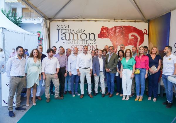 La XXVI Feria del Jamón y Embutidos regresa llenando de público y calidad las calles de Serón