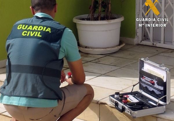 La Guardia Civil detiene en el levante almeriense al autor de un delito de homicidio en grado de tentativa con resultado de lesiones graves