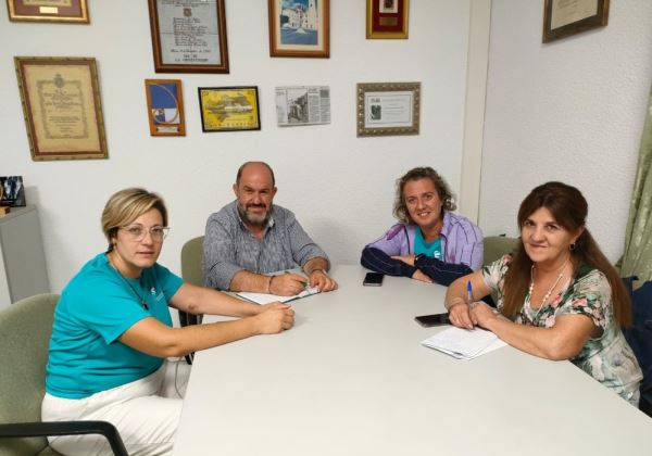 El equipo de Gobierno de Dalías, atiende las principales necesidades de los vecinos de Celín