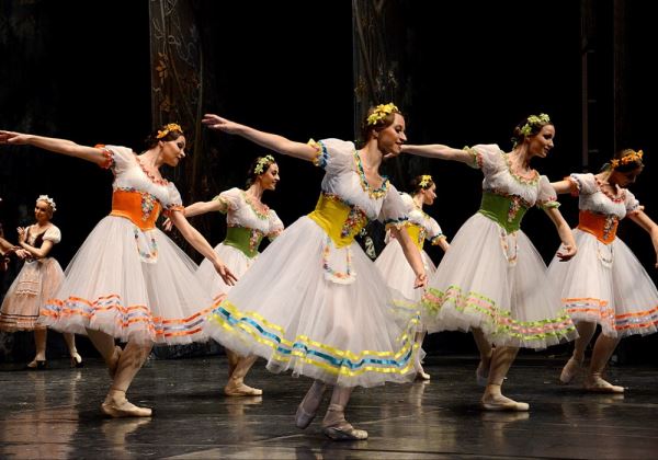 El International Ballet Company llega el 10 de diciembre al Teatro Auditorio de Roquetas de Mar