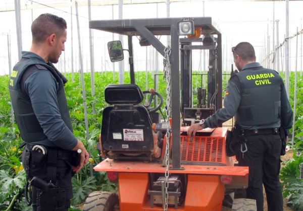 La Guardia Civil investiga a una persona como autor de un delito de receptación en Roquetas de Mar